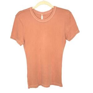 Fabletics Tinsley Fitted Crew Neck Tee in Clay  NWT